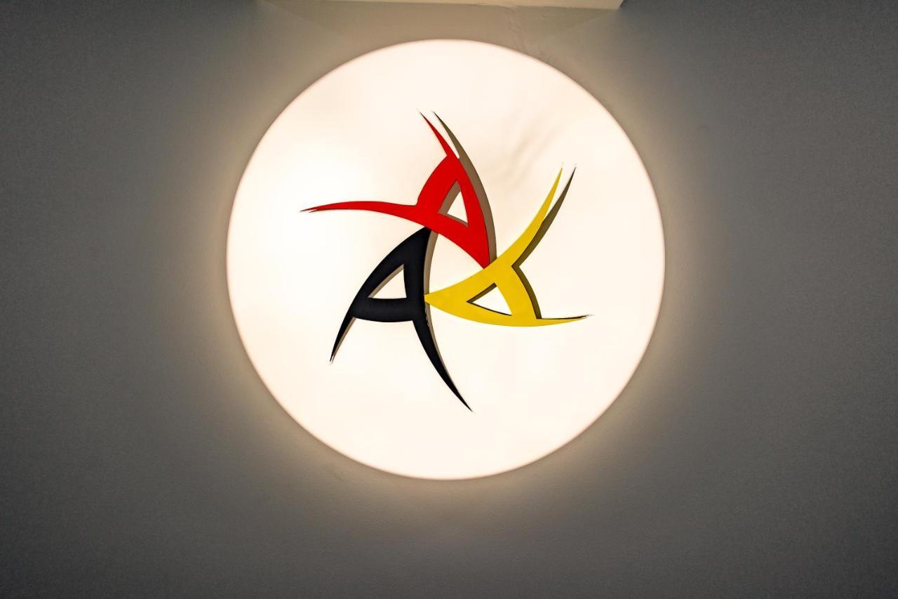 Triple A @ Trendy Psiri - Art & Nightlife Aparthotel เอเธนส์ ภายนอก รูปภาพ